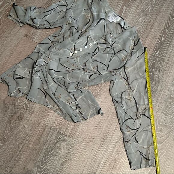 Vintage 100% Silk Floral Print Tunic Long Sleeve Button Up Split Hem Blue Top L - Picture 16 of 16